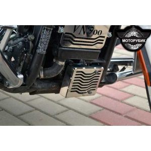 Защитная крышка регулятора напряжения мотоцикла Kawasaki VN900