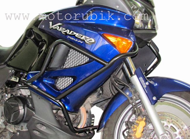Защитные дуги мотоцикла HONDA XL 1000 Varadero